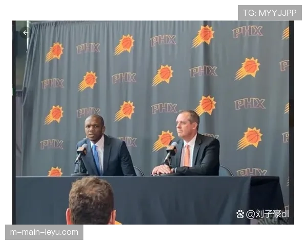 沃格尔执教饱受管理层干预 儒雅风格难应对强势球星